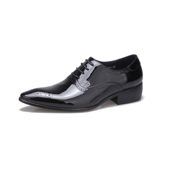 Exquisite Brogue Oxfords for Men Lace Up Style Gen